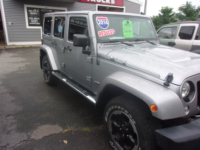 2014 Jeep Wrangler Unlimited Sahara - Photo 10