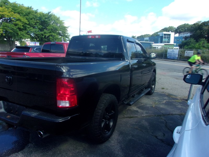 2017 RAM Ram 1500 Pickup Express - Photo 18