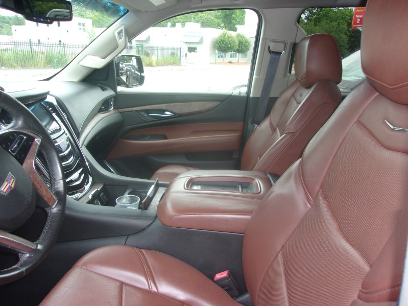 2015 Cadillac Escalade Premium - Photo 14