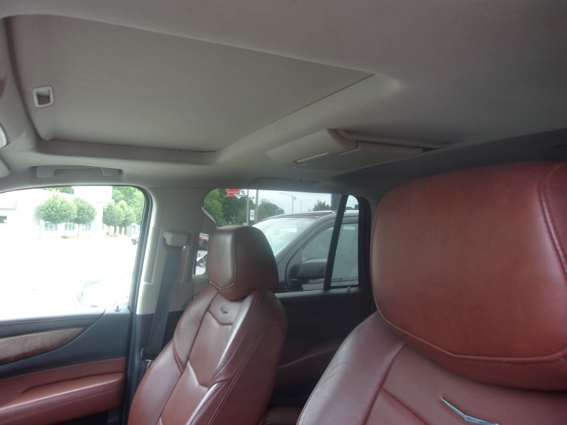 2015 Cadillac Escalade Premium - Photo 15