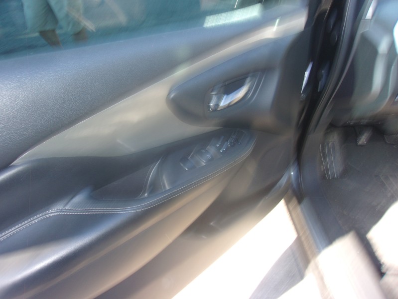 2015 Nissan Murano S - Photo 11