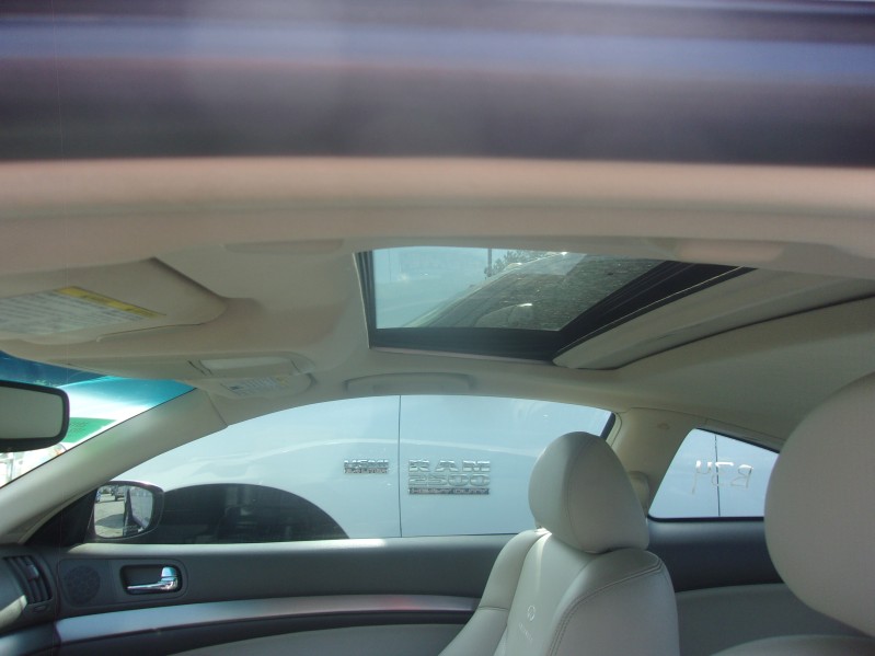 2012 INFINITI G Coupe 37x - Photo 13